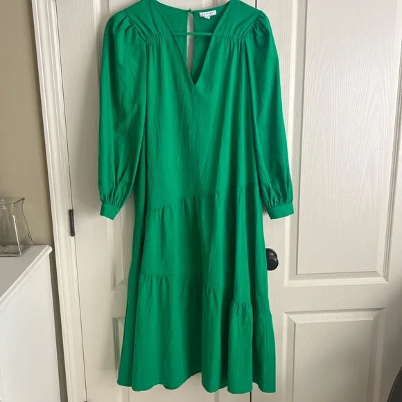 green emerald velvet dress Rent Topshop Textured Ruched Channel Midaxi Dress In Green
